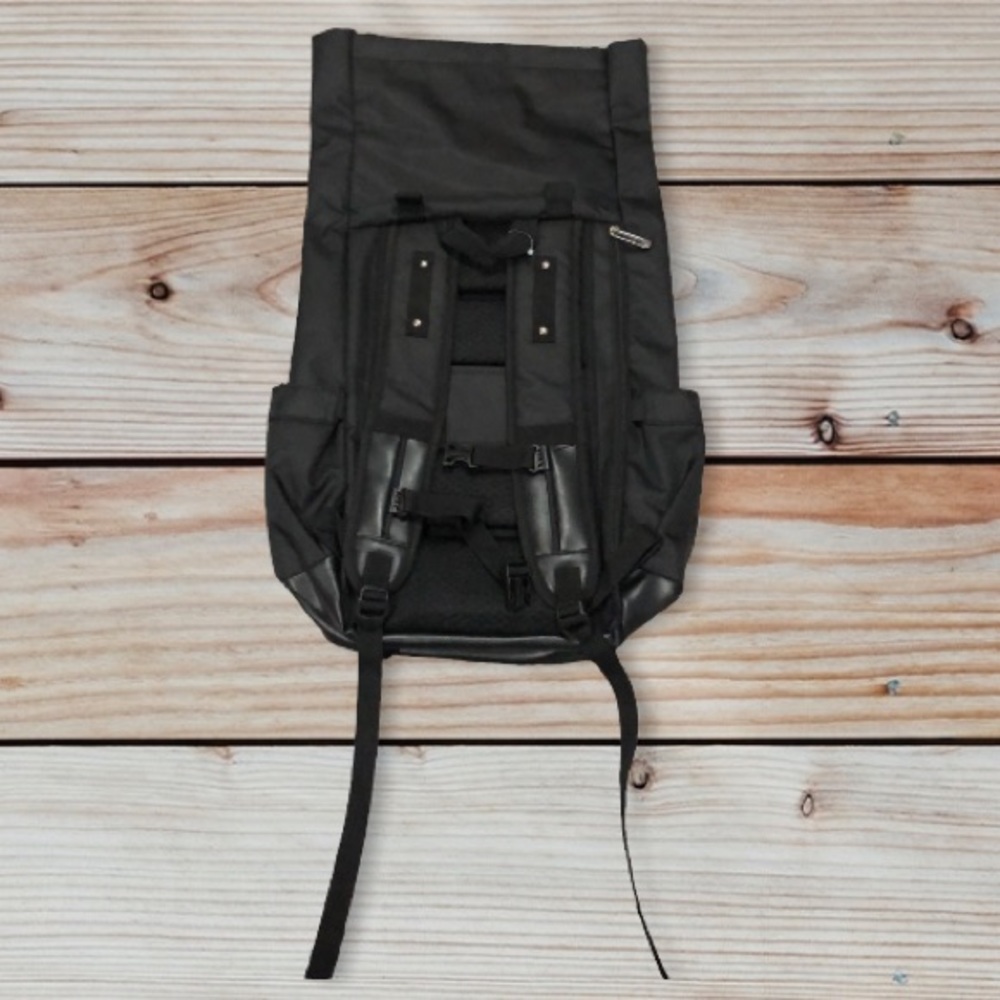 Traveler's Choice | Tech Backpack - Picture 3 of 5